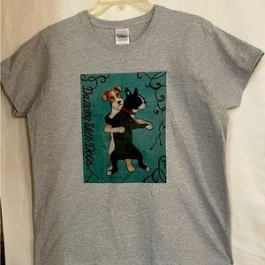 Dog Motif T-Shirt, Ash Gray “Dancing With Dogs” Size Medium. New!